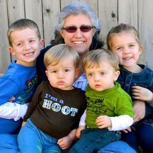 Meet your Posher, Debbie